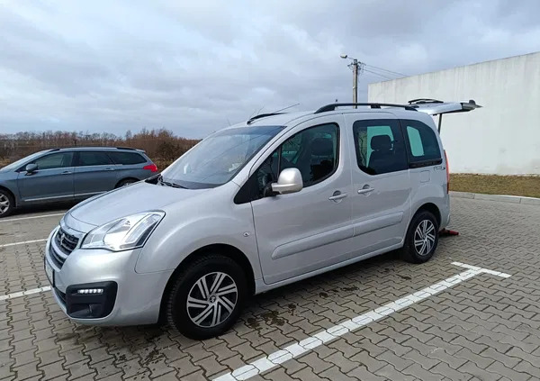 peugeot Peugeot Partner cena 129500 przebieg: 25600, rok produkcji 2018 z Poznań